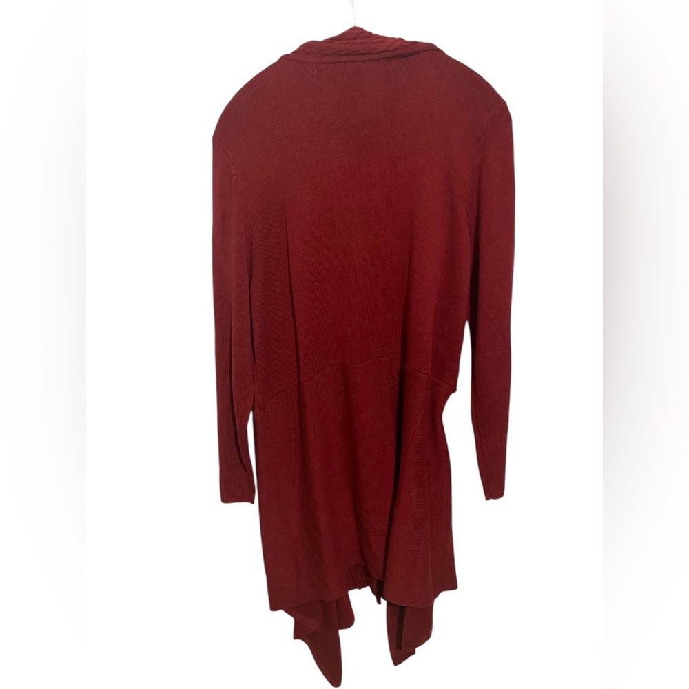 Monroe & Main Knit Cardigan - Picture 2 of 3